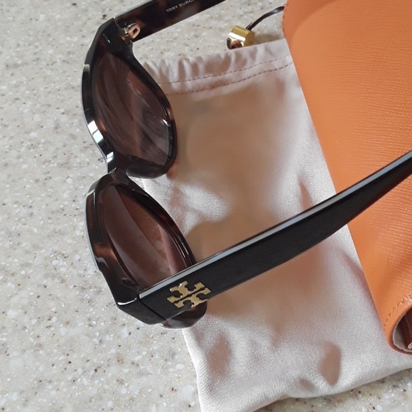 Tory Burch sun glasses - Picture 3 of 3